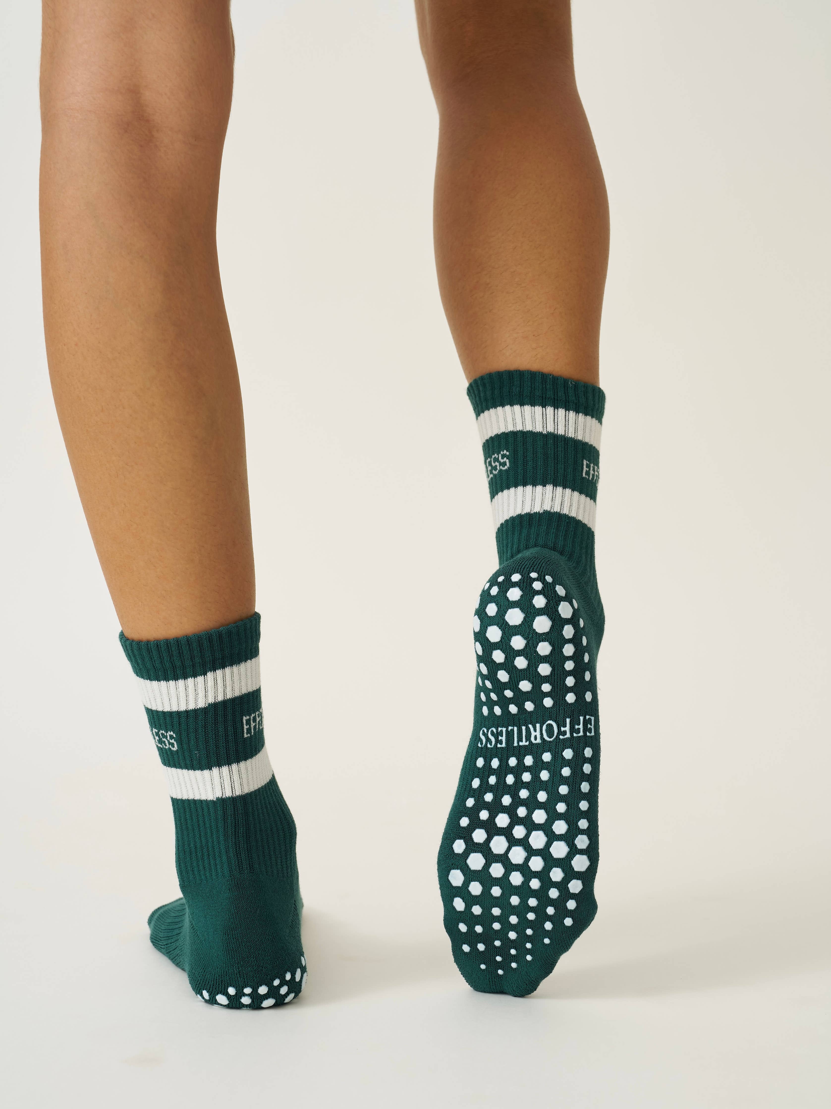 😌 Effortless Club Signature Grip Pilates Socks