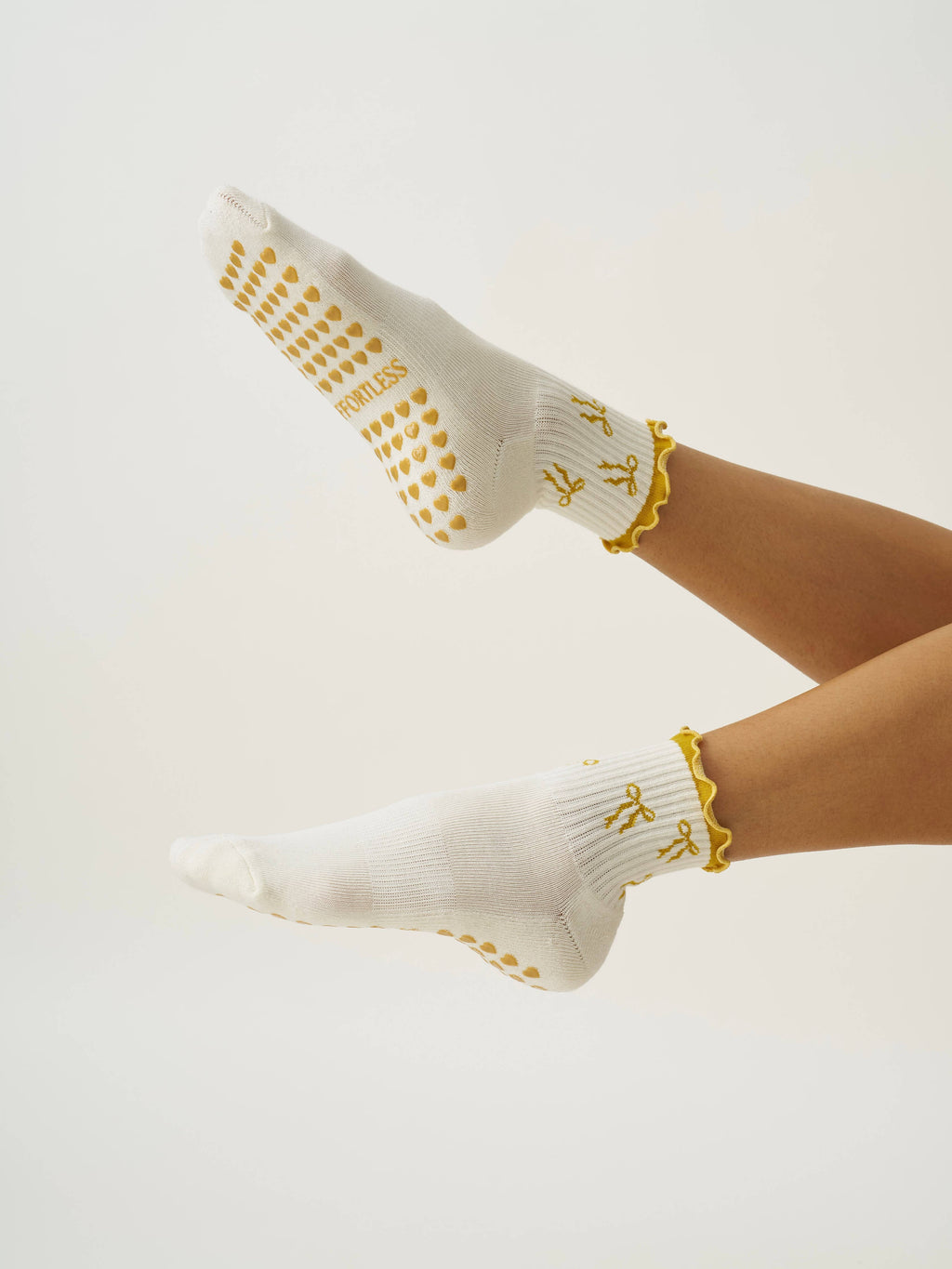 🎀 Bow Ruffle Grip Pilates Socks